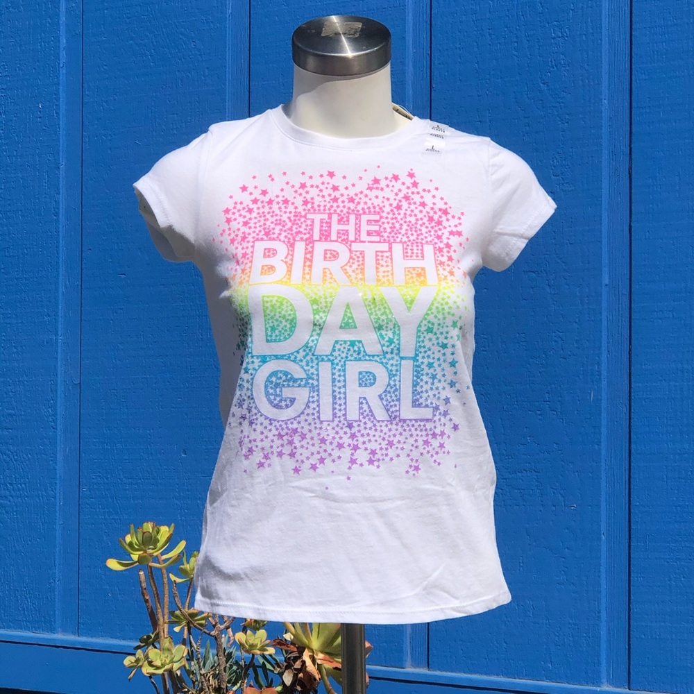 3/$15 🌈Rainbow Glitter Birthday Girl Tee